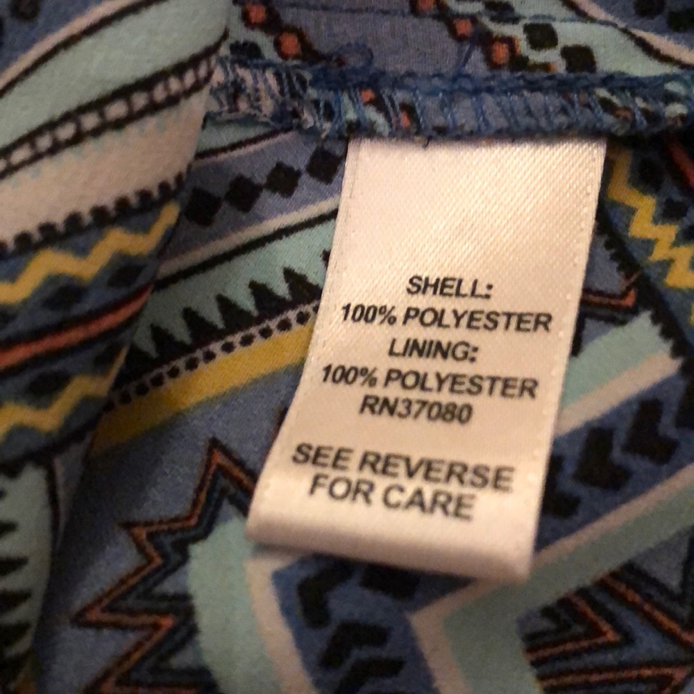 EST 1948 Geo pattern blouse - Picture 5 of 5